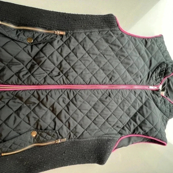 Miami Black Vest with Raspberry Trim Size Large - Picture 9 of 10